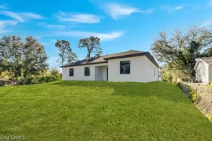 2910 9th St W, Lehigh Acres, FL 33971 - Photo 24