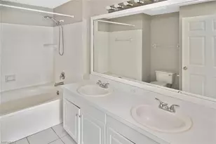 6400 Aragon Way, Fort Myers, FL 33966 - Photo 18