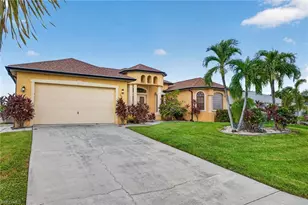 622 SW 31st St, Cape Coral, FL 33914 - Photo 2