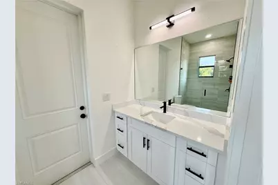 805 Lincoln Ave, Lehigh Acres, FL 33972 - Photo 28
