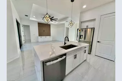 805 Lincoln Ave, Lehigh Acres, FL 33972 - Photo 14