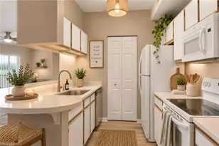6321 Aragon Way, Fort Myers, FL 33966 - Photo 20