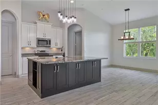 18111 River Chase Ct, Alva, FL 33920 - Photo 6