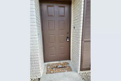 9391 Lennex Ln, Fort Myers, FL 33919 - Photo 10