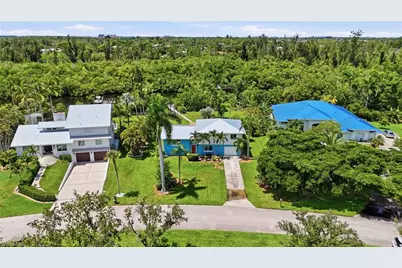 15636 Light Blue Cir, Fort Myers, FL 33908 - Photo 10