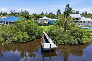 15636 Light Blue Cir, Fort Myers, FL 33908 - Photo 2