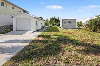 3144 8th Ave, Saint James City, FL 33956 - Photo 2