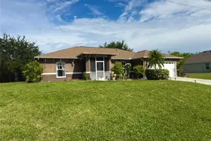 3009 NE 7th Pl, Cape Coral, FL 33909 - Photo 1