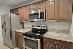1310 SW 7th Ct, Cape Coral, FL 33991 - Photo 4