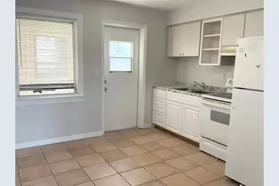 334 Palmetto Dr #2, Cape Coral, FL 33904 - Photo 10