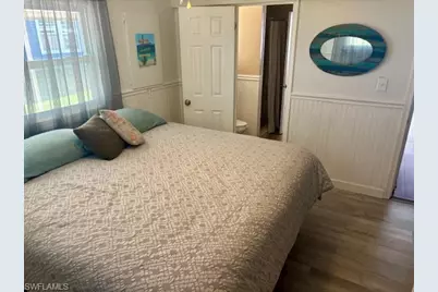 309 Shoreland Dr W, Fort Myers, FL 33905 - Photo 10