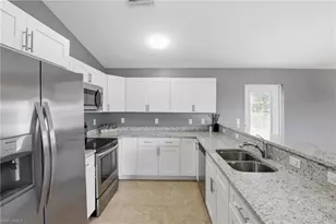 3017 NE 2nd Ave, Cape Coral, FL 33909 - Photo 4