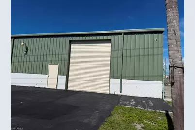 1613 SE 15th Ter, Cape Coral, FL 33990 - Photo 12