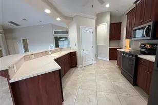 2015 NE 10th Ave, Cape Coral, FL 33909 - Photo 10