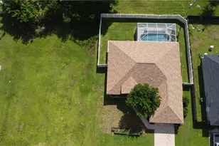 2015 NE 10th Ave, Cape Coral, FL 33909 - Photo 4