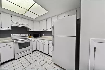 13255 Broadhurst Loop, Fort Myers, FL 33919 - Photo 10