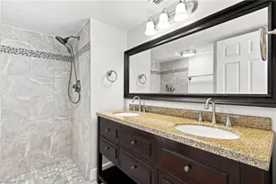 136 Cypress Way E, Naples, FL 34110 - Photo 12