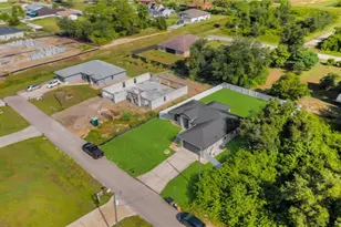 4014 6th St W, Lehigh Acres, FL 33971 - Photo 10