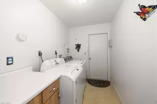 17837 Dracena Cir, North Fort Myers, FL 33917 - Photo 22