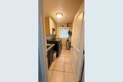 1316 SW 27th Ter, Cape Coral, FL 33914 - Photo 26
