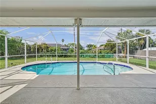 511 Trafalgar Pkwy, Cape Coral, FL 33991 - Photo 30