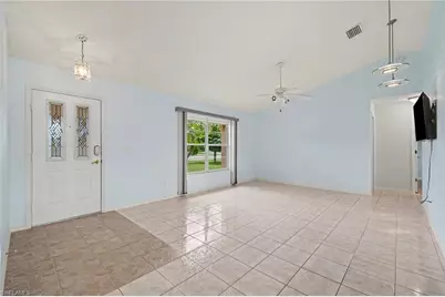 511 Trafalgar Pkwy, Cape Coral, FL 33991 - Photo 6