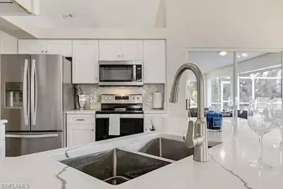 313 SE 23rd Ter, Cape Coral, FL 33990 - Photo 24