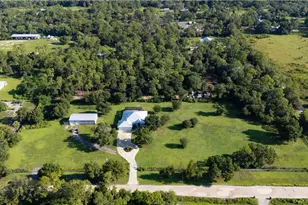 19181 Meredith Rd, North Fort Myers, FL 33917 - Photo 4