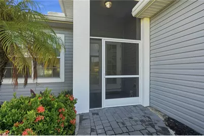 4507 Lake Heather Cir, Saint James City, FL 33956 - Photo 10