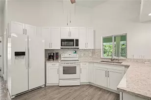 405 Poinsettia Ave, Lehigh Acres, FL 33972 - Photo 8