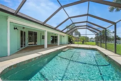 405 Poinsettia Ave, Lehigh Acres, FL 33972 - Photo 38