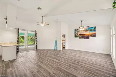 405 Poinsettia Ave, Lehigh Acres, FL 33972 - Photo 6