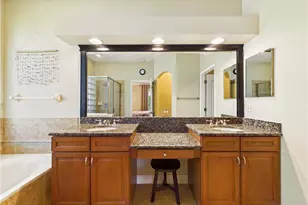 12369 Country Day Cir, Fort Myers, FL 33913 - Photo 18
