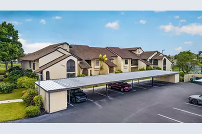 8382 Charter Club Cir #6, Fort Myers, FL 33919 - Photo 2