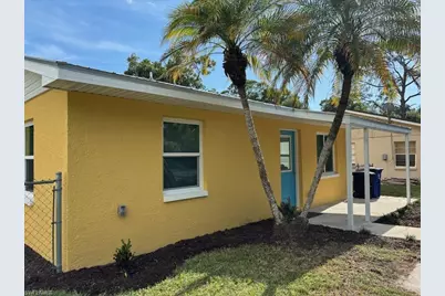 537 Capitol St, North Fort Myers, FL 33903 - Photo 2