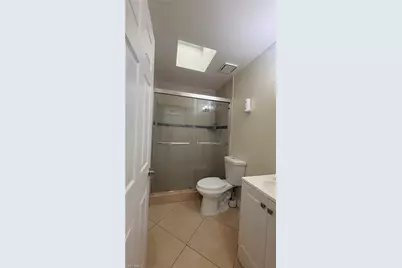 2230 Crystal Dr, Fort Myers, FL 33907 - Photo 24