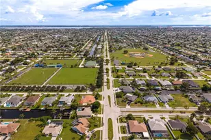 205 SW 37th Ln, Cape Coral, FL 33914 - Photo 44