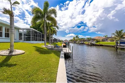 205 SW 37th Ln, Cape Coral, FL 33914 - Photo 38