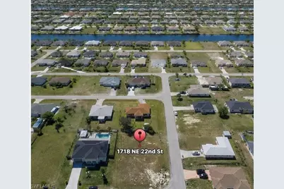 1718 NE 22nd St, Cape Coral, FL 33909 - Photo 4