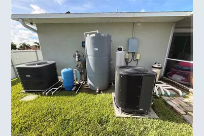 4910 Bygone St, Lehigh Acres, FL 33971 - Photo 34