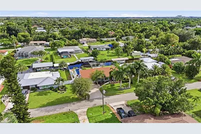 1028 Edgemere Dr, Fort Myers, FL 33919 - Photo 46