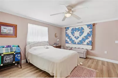 1028 Edgemere Dr, Fort Myers, FL 33919 - Photo 14