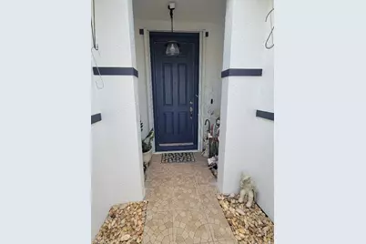 18167 Horizon View Blvd, Lehigh Acres, FL 33972 - Photo 4