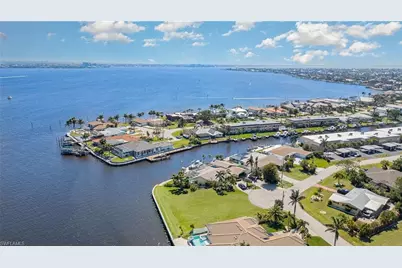 1750 Sandy Cir, Cape Coral, FL 33904 - Photo 4