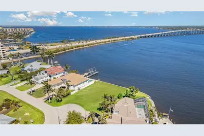 1750 Sandy Cir, Cape Coral, FL 33904 - Photo 2