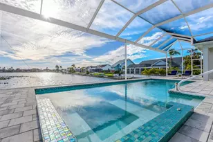 912 SW 4th Pl, Cape Coral, FL 33991 - Photo 4