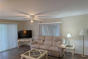 810 Holly Berry Ct, North Fort Myers, FL 33917 - Photo 2