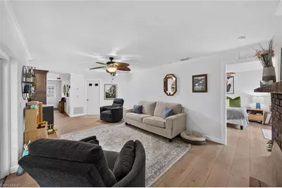 1035 SE 26th Ter, Cape Coral, FL 33904 - Photo 4