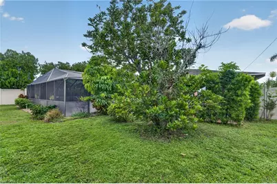 1035 SE 26th Ter, Cape Coral, FL 33904 - Photo 30