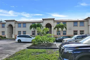 15441 Bellamar Cir, Fort Myers, FL 33908 - Photo 44